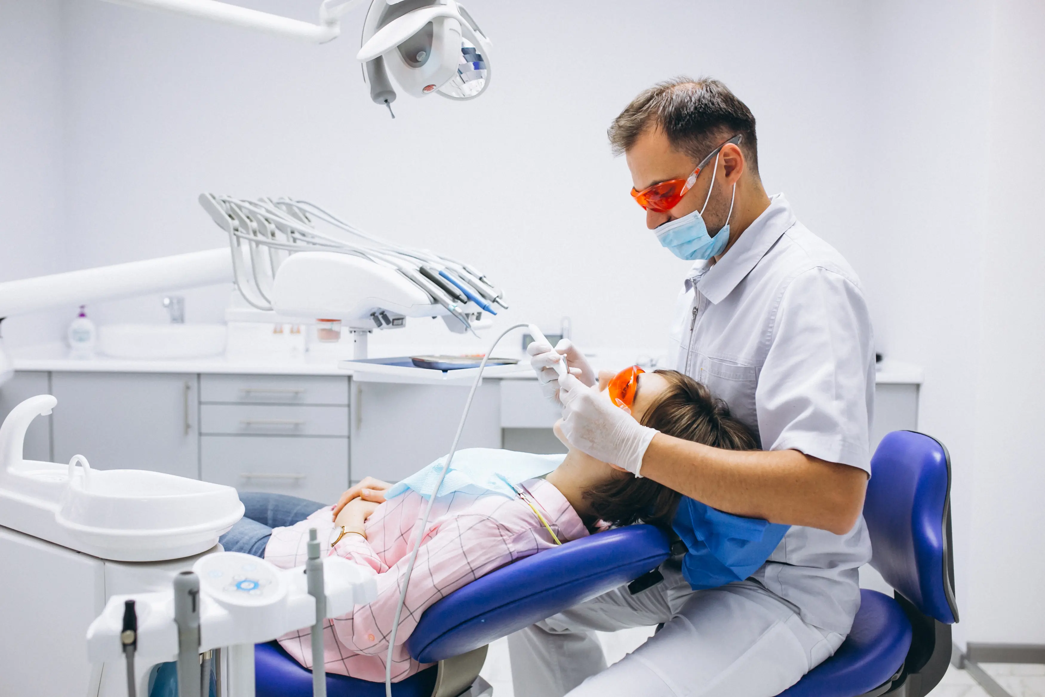 Kerim Dental hakkında görsel, klinik tanıtım fotoğrafı